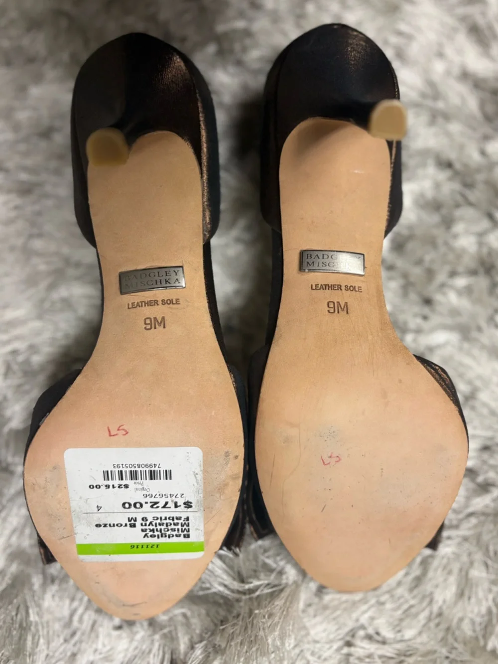 Badgley Mischka Bronze Bow Peep-Toe Women’s Heels Sz 9 - Picture 3 of 5